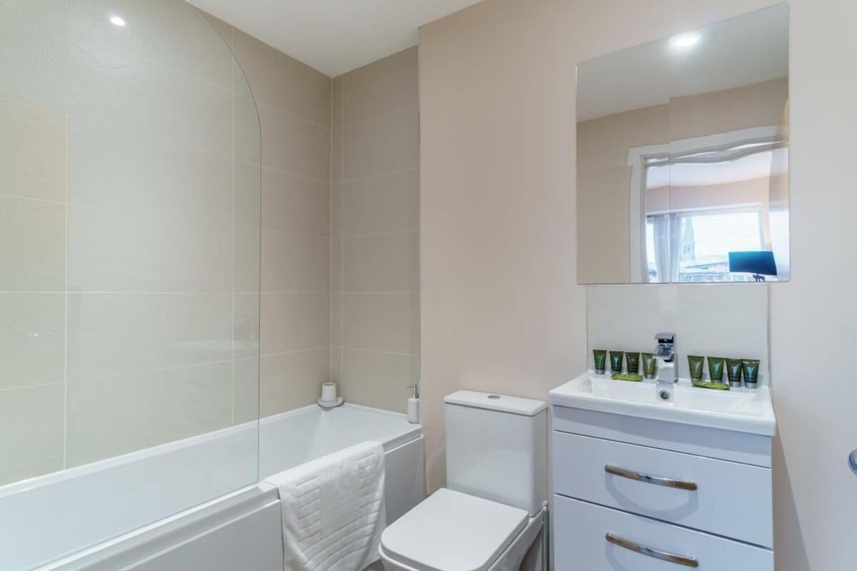 Fantastic 1 Bed Flat Manchester - Sleeps 3 Buitenkant foto